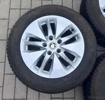 Octavia IV - 16 Twister + zimní 205/60 R16 Barum 8-9mm - 4