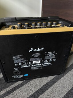 Kytarové kombo Marshall Code 25 - 4