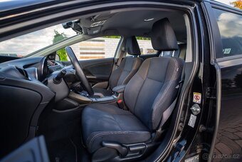 Honda Civic Tourer 1.8 Sport + ADS - v ČR jako nové - 4