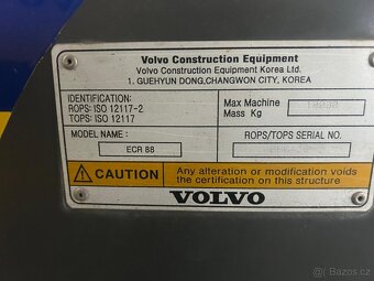 Pásový bagr Volvo ECR88 - 4