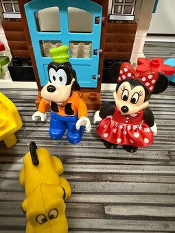 LEGO® DUPLO® 10889 Mickeyho prázdninový dům - 4