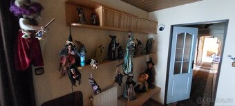 Ruzne sběratelské postavičky a kresby - 4