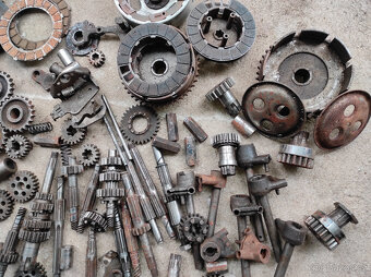 Díly motoru JAWA ČZ - 4