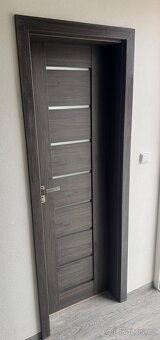 Moderní rámové interiérové dveře 70 L - 4