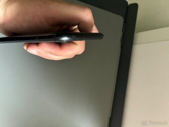 IPhone SE 2020 64 GB - 4