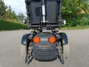 Elektrický invalidní vozík, polohovatelný - 4