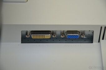 Fujitsu Led monitor B22W-5 - 4
