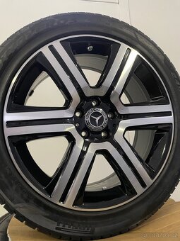 Orig Mercedes E W213 all terrain r19 245/45/19 95% - 4