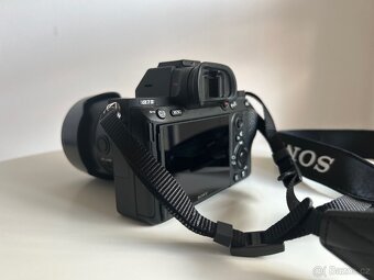 Sony A7III s objektivem Sony FE 35mm f/1.8 - 4