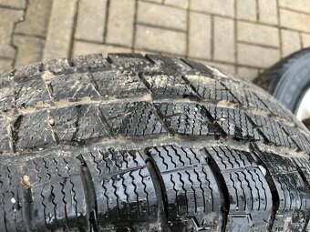 4x litá kola 5x114 R16, zimní pneu 80% - 4