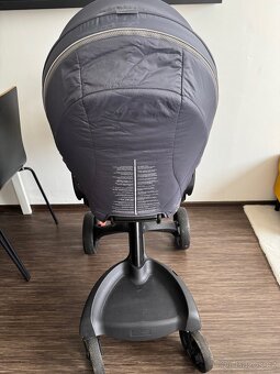 Stokke Xplory v6 s doplnky - 4