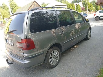 Volkswagen Sharan - 4