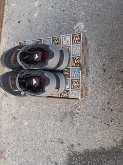 Cyklistické boty Adidas Five Ten. - 4