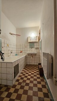 Prodám byt 2+1 v centru Nové Paky / 60m² - 4