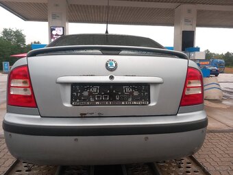 Škoda Octavia 1.9tdi 66kw 2004 Style pouze 229tkm - 4