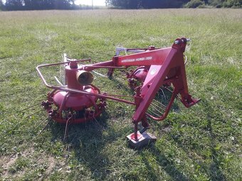 Prodám Univerzální 2 rotorový obraceč a shrnovač Pöttinger - 4