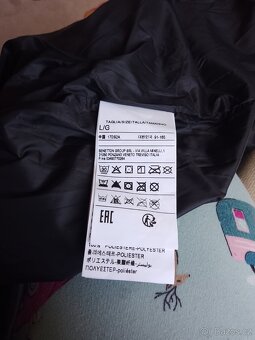 Dámský dlouhý kabát/bunda zn. Benetton - 4