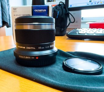 Objektiv M.ZUIKO DIGITAL 45mm f/1.8 - 4
