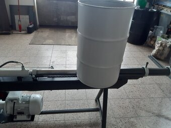 Briketovací lis - 4