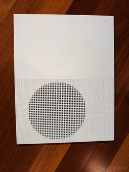 Xbox One S 500GB – plně funkční, příslušenství - 4