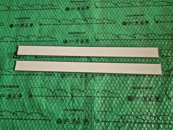 dekorativní ozdobné a ochranné lišty prahu Toyota Yaris , Au - 4