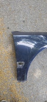 Pravy predni blatnik audi A8 4E D3 - 4