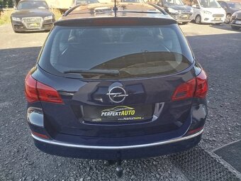 Opel Astra kombi 1.6i 85 kW, r.v. 4/2014, najeto 184.484 km - 4