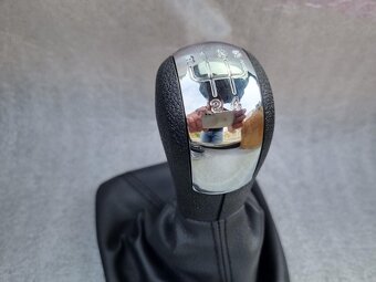 RADICA PAKA RADICKA ŠKODA OCTAVIA 2 ll - 4