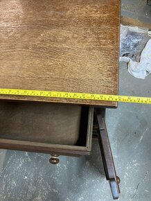 Starožitný nábytek (skříňka) - 4