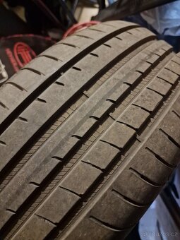 Goodyear eagle f1 asymmetric 3 225/45 r19 96w - 4