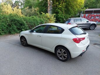Alfa Romeo Giulietta 1,6 JTDM, rok 2013... - 4