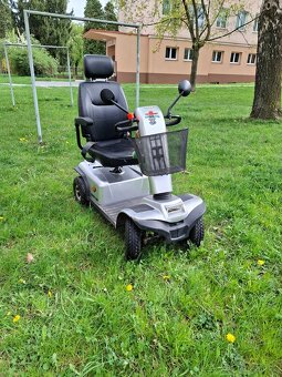 Elektricky invalidní vozík - 4