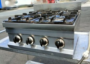 Gastro plynoví sporák nerezový stolní GGM - 4
