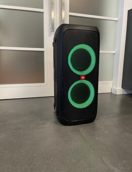 Párty reproduktor JBL 310 - 4