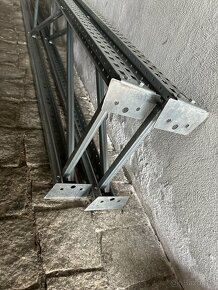 Masivní kovový regál například na kola / pneumatiky - 4