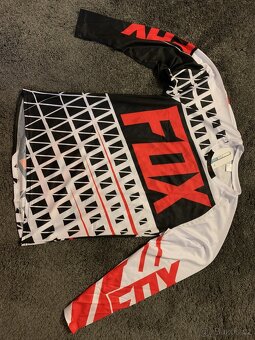 Dres Fox různé velikosti - 4