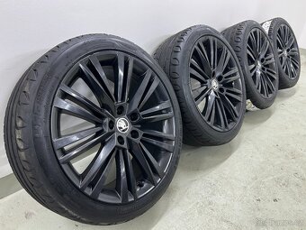 letní originál sada Škoda Superb III Canopus 19" 5x112 - 4