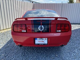 Ford Mustang 4,6 GT V8 224kW - 4