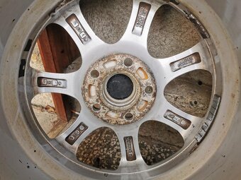 Zimní pneu 205/60R16 92T + disky - 4