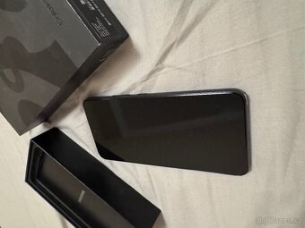 samsung galaxy S22 128gb cerna top stav - 4