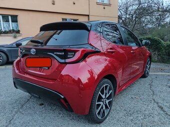 Toyota Yaris Hybrid 1.5 - 4