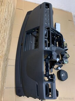 Airbagová sada Volkswagen Caddy s originální deskou - 4