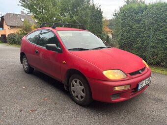 Mazda 323 Coupe - 1,5 benzin - 4