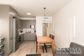 Byt 3+kk o ploše 62 m2 - Praha, Hloubětín - 4