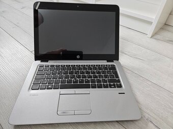 HP Elitebook 820 G3 dotyk, dokovací stanice, adaptéry - 4