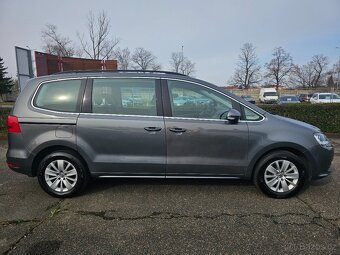 VOLKSWAGEN SHARAN 2011 1.4 TSI 110kW 7 MÍST,EL.DVEŘE,VÝHŘEVY - 4