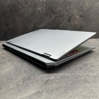 Lenovo LOQ (16GB | i5 | RTX 4060 8GB | 2,5K | 1TB) + Záruka - 4
