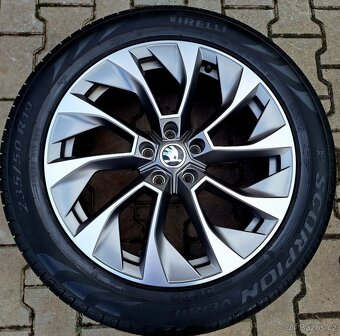 Originál sada disků Škoda Kodiaq 5x112 R19 Aronia - 4