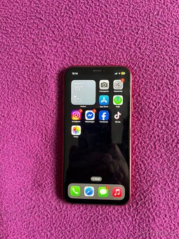 iPhone XR - 4