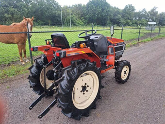 Traktor Yanmar FX185 - 4